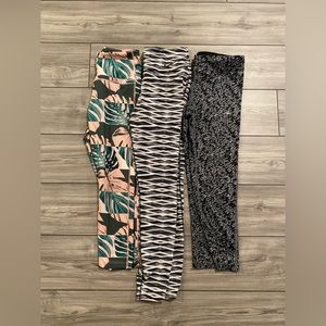 LOT OF 3: Nike leggings Size M